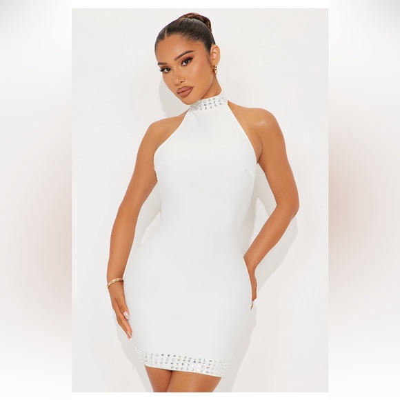 Dresses & Skirts - New w tag- White Halter Dress